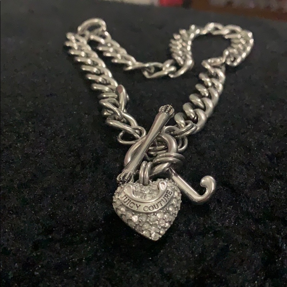 Juicy couture necklace (authentic).